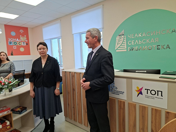 Отличный подарок к Новому году — новая модельная библиотека в с. Челкасы